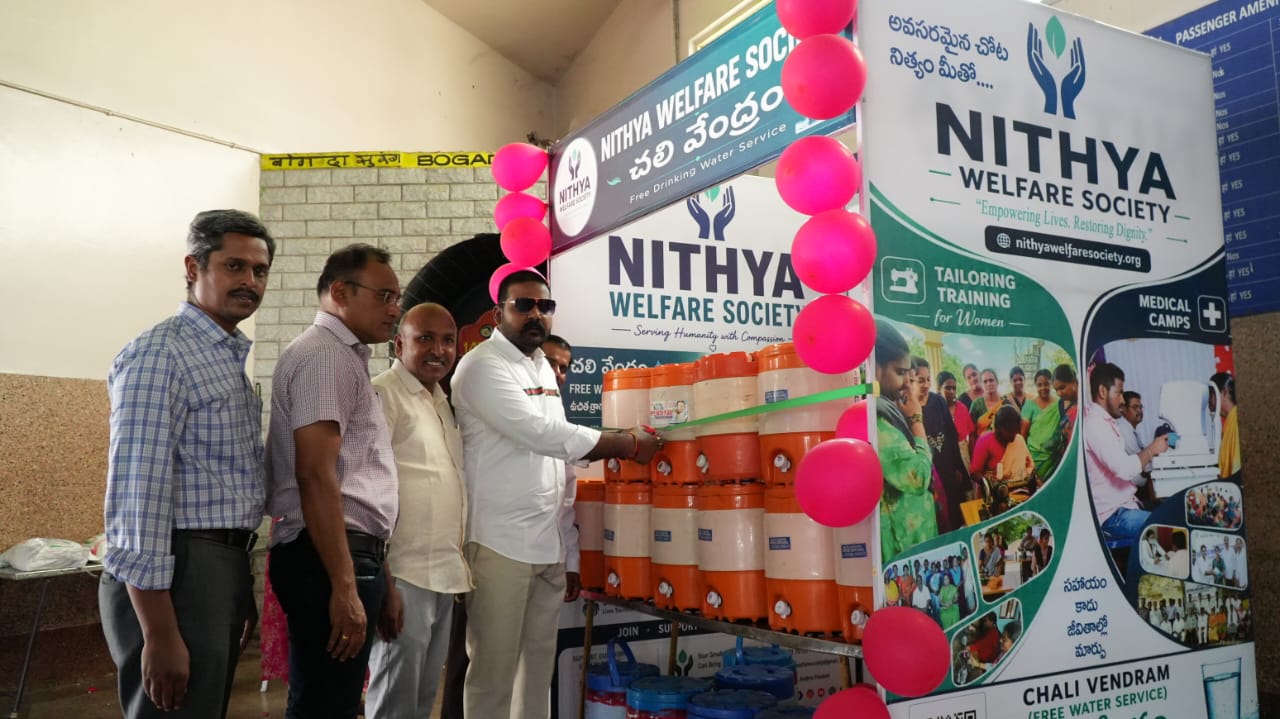 Chali Vendram at Guntur Railway Station 3