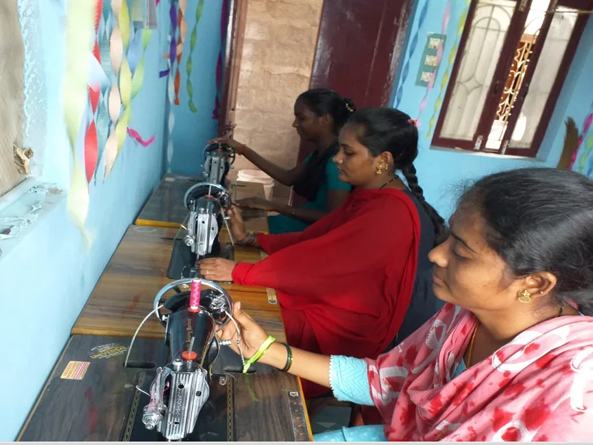 Tailoring training photo