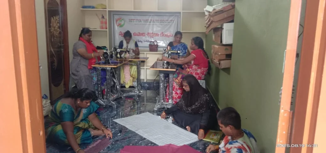 Tailoring training photo